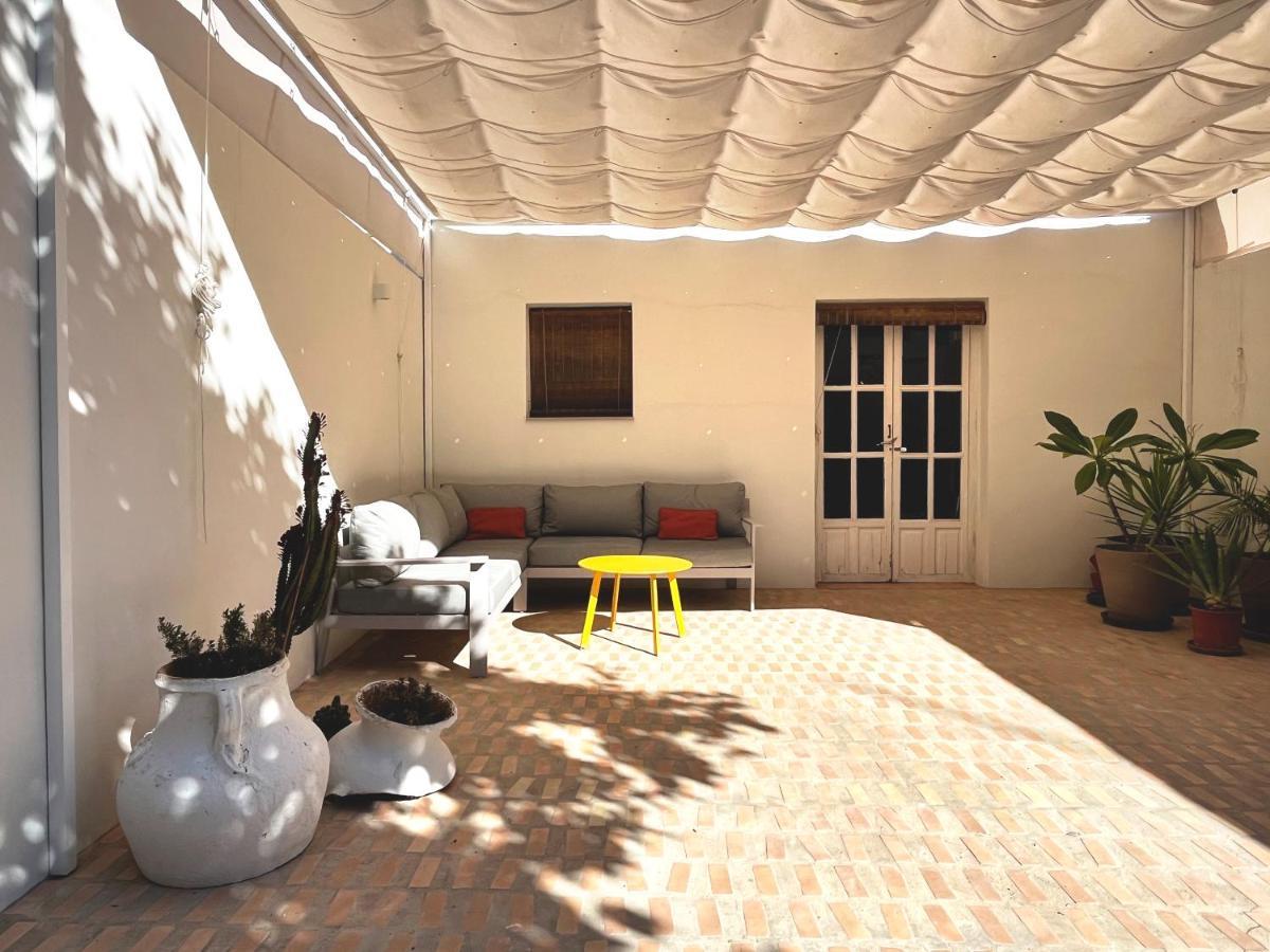 Design & Art, Patio With Orange Tree, Near Seville Carrion de Los Cespedes Kültér fotó