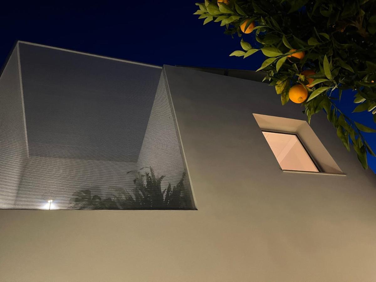 Design & Art, Patio With Orange Tree, Near Seville Carrion de Los Cespedes Kültér fotó
